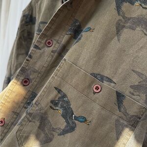 Wrangler Hunting Duck Print Button Down - Brown/Olive